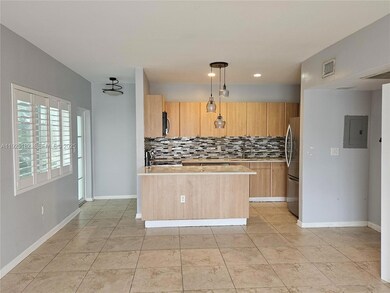 6905 Bay Dr unit 16, Miami Beach, FL 33141 - photo 6