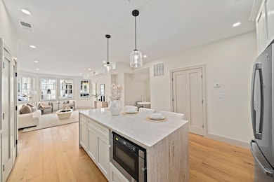 59 Falcon St unit 1, Boston, MA 02128 - photo 6