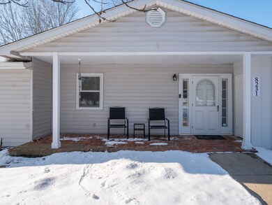 8231 Spring Valley Dr, Plainfield, IN 46168 - photo 2