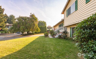 926 Manzanal St NE, East Wenatchee, WA 98802 - photo 5