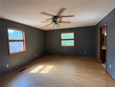 16 S Hills Loop, Holiday Island, AR 72631 - photo 7