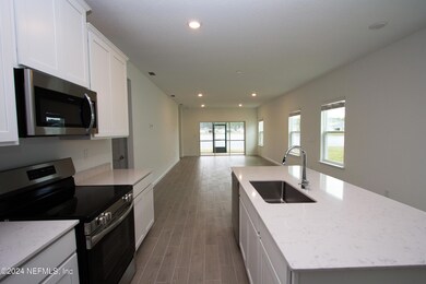 212 Lake Sinclair St, St. Augustine, FL 32084 - photo 7