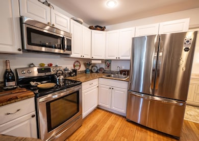 1200 White St-03