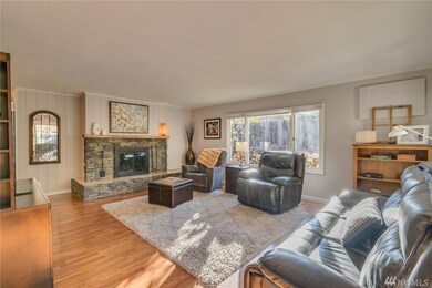 1214 Brown St, Wenatchee, WA 98801 - photo 4