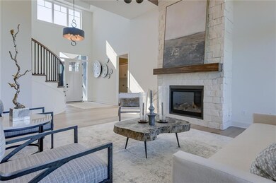 17901 Manor St, Overland Park, KS 66085 - photo 6