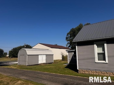 403 N 3rd St, Cuba, IL 61427 - photo 5