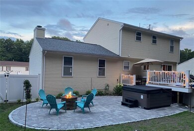 32 Water Fall Way, Cranston, RI 02921 - photo 3