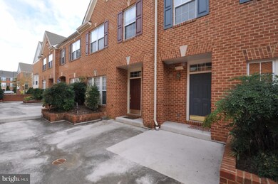 6029 Madison Overlook Ct, Falls Church, VA 22041 - photo 2