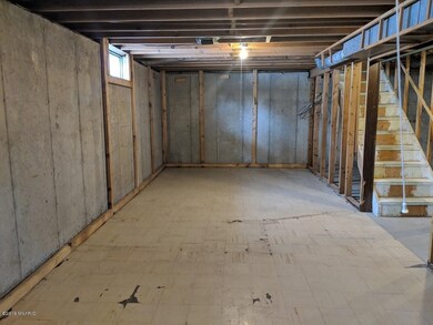 915 S Constantine St, Three Rivers, MI 49093 - photo 5