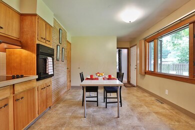 5405 Willowwood Rd, Columbus, OH 43229 - photo 7