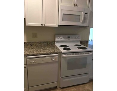 30 Hamilton St unit 32, Saugus, MA 01906 - photo 3