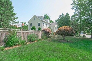 1 Walker Ct, Greenwich, CT 06831 - photo 2