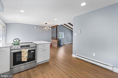 343 Sugartown Rd unit B, Wayne, PA 19087 - photo 5