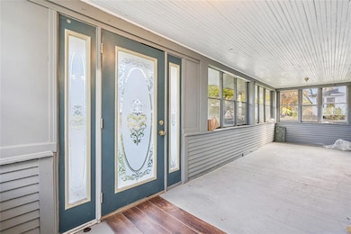 1457 Guthrie Ave, Des Moines, IA 50316 - photo 2