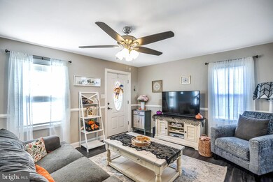 37 Pinewood Ave, Penns Grove, NJ 08069 - photo 5