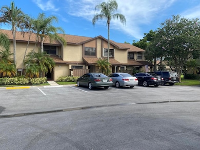 3961 Cocoplum Cir unit 3664 (F), Coconut Creek, FL 33063 - photo 2