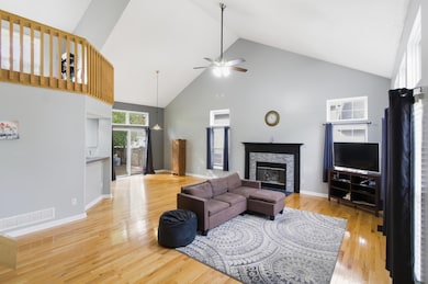 4135 Pathfield Dr (6)