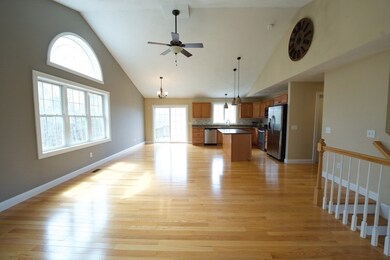 81 Mount Jefferson Rd, Hubbardston, MA 01452 - photo 5