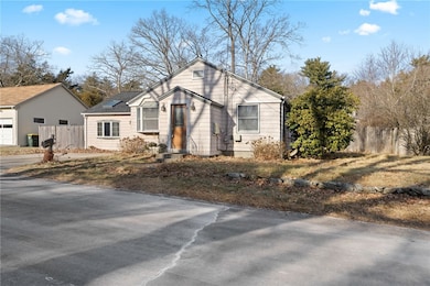 11 Diana Ave, Smithfield, RI 02917 - photo 2