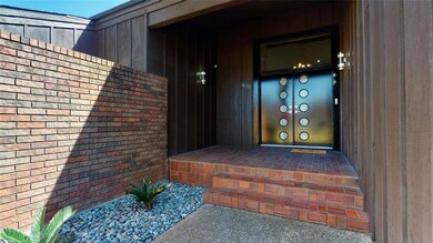 408 Arcadia St, Hurst, TX 76053 - photo 3