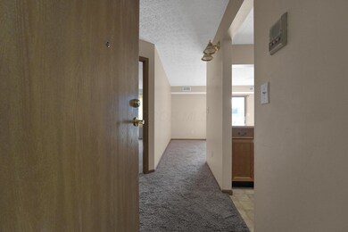 8-web-or-mls-3941-karl-rd-127