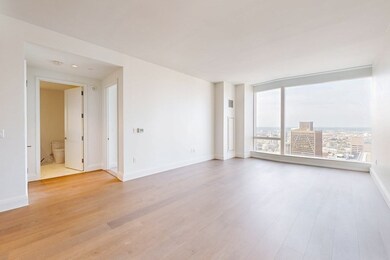 The Residences at Winthrop Center unit 5914, Boston, MA 02110 - photo 5
