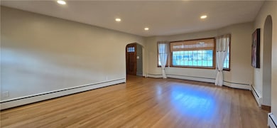 409 E 10th St, Elmira, NY 14903 - photo 4