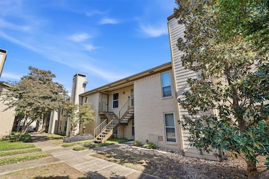 10650 Steppington Dr unit 236, Dallas, TX 75230 - photo 3