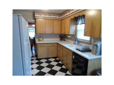 Kitchen. All kitchen appliances will stay for the 