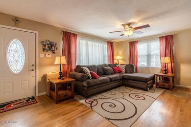 704 Kathryn Ave, Jacksonville, NC 28540 - photo 6