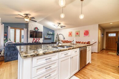 113 Village View Ct, Oregon, WI 53575 - photo 7