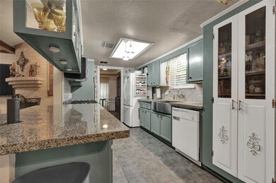 4103 Saratoga Dr, Houston, TX 77088 - photo 7