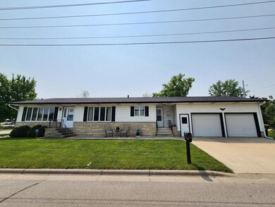 25 3rd Ave NE, Plainview, MN 55964 - photo 2