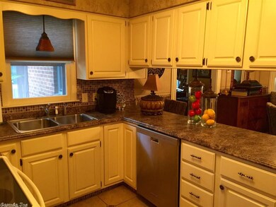 N Patrick, Jonesboro, AR 72401 - photo 3