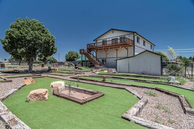 9 hole mini golf