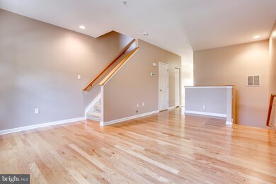 22 Bailey Ln, Owings Mills, MD 21117 - photo 7