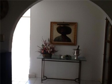 10656 Park View Cir unit 1, El Paso, TX 79935 - photo 2