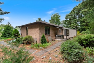 7082 Overlook Dr, Sodus Point, NY 14555 - photo 2