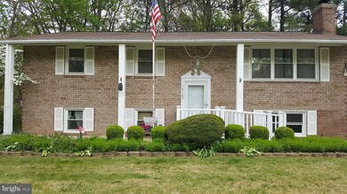 16105 Kenny Ct, Laurel, MD 20707 - photo 5