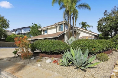 13366 Twin Circle Ct, Poway, CA 92064 - photo 2