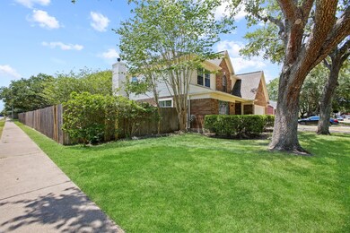 3916 Beechwood Dr, Pearland, TX 77584 - photo 4