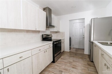 807 S Oregon Ave unit A, Weslaco, TX 78596 - photo 5