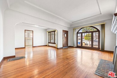 Living Room/Dining Room