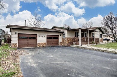 1806 Phillip St, Auburn, IN 46706 - photo 2