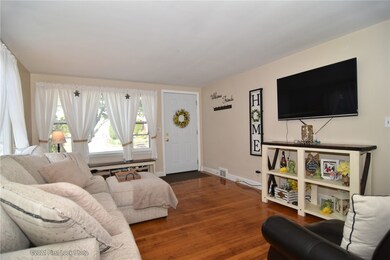200 Bracken St, Cranston, RI 02920 - photo 5