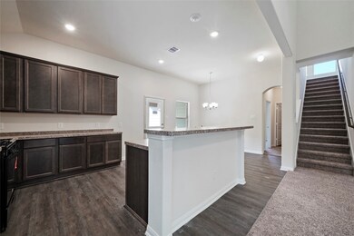 7606 Nevaeh Crest Path, Houston, TX 77016 - photo 3