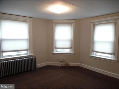 1000 Clifton Ave unit 2ND FL, Collingdale, PA 19023 - photo 5