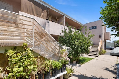 14690 Hubbard St - 07