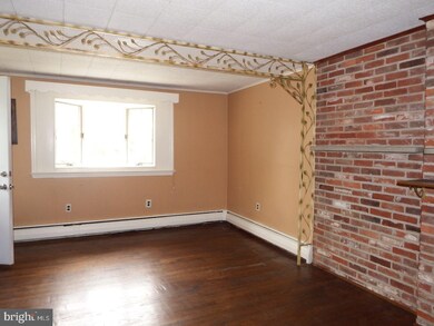 806 Washington Ave, Media, PA 19063 - photo 2
