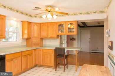 5901 Grace Lee Ave, Sykesville, MD 21784 - photo 5